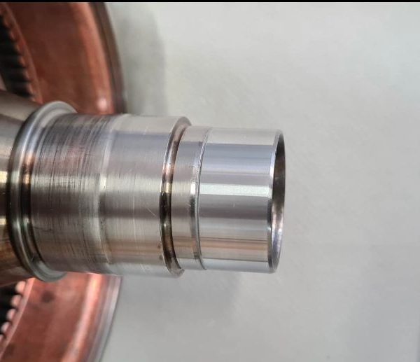 Rotor shaft repair for Large Drive Unit
