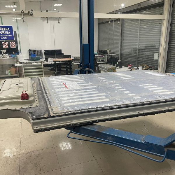 100kWh 1086755-00-D Battery